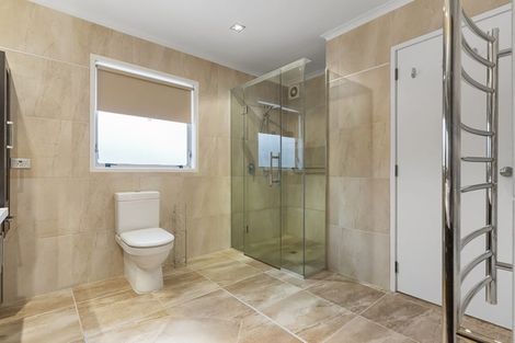 Photo of property in 9 Argo Drive, Half Moon Bay, Auckland, 2012