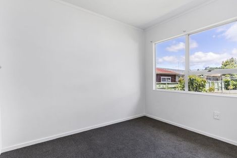 Photo of property in 2/52 Te Kanawa Crescent, Henderson, Auckland, 0610