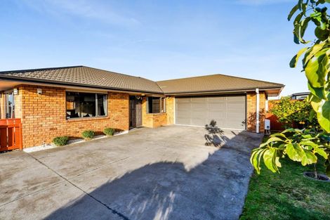Photo of property in 5d James Drive, Bell Block, New Plymouth, 4312