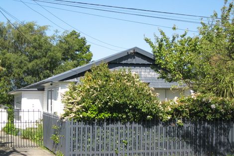 Photo of property in 2/86 Petrie Street, Richmond, Christchurch, 8013