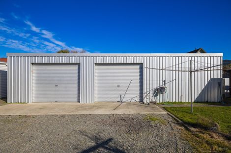 Photo of property in 12 Harris Street, Waimate, 7924