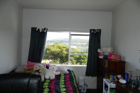 Photo of property in 5/18 Lambley Road, Titahi Bay, Porirua, 5022