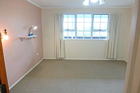 Photo of property in 6d Donnelly Street, Oakura, 4314