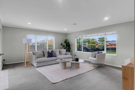 Photo of property in 1 Whitney Place, Rototuna North, Hamilton, 3210