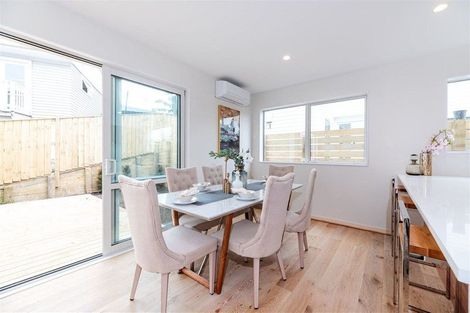 Photo of property in 14a Coniston Avenue, Te Atatu South, Auckland, 0610