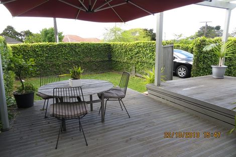 Photo of property in 13 Tahapa Crescent, Meadowbank, Auckland, 1072