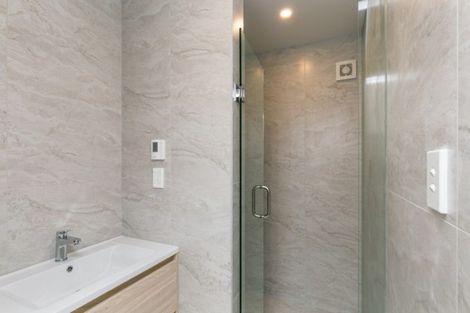 Photo of property in 6 Pihipihi Way, Crofton Downs, Wellington, 6035