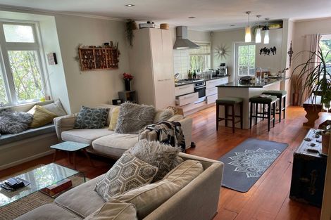 Photo of property in 46 Beach Haven Road, Beach Haven, Auckland, 0626