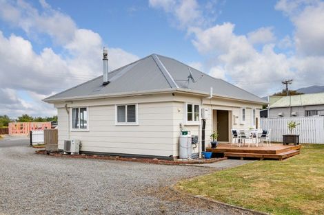 Photo of property in 93 Fox Street, Featherston, 5710