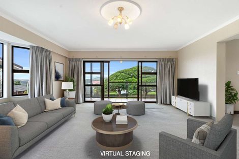 Photo of property in 5 Saint Ives Grove, Whalers Gate, New Plymouth, 4310