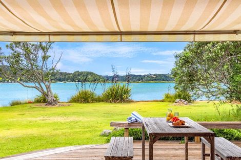 Photo of property in 42 Harbour View Road, Point Wells, Warkworth, 0986