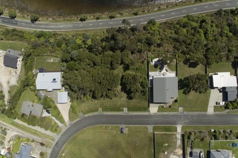 Photo of property in 40 Ruataniwha Drive, Collingwood, 7073