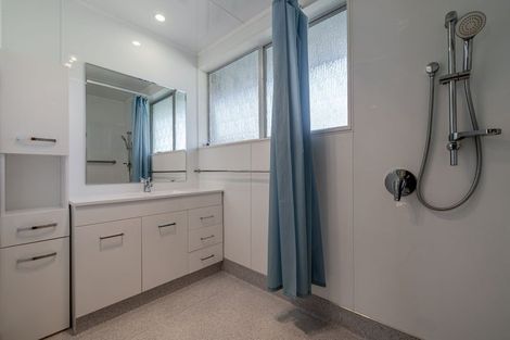 Photo of property in 26 Westmere Place, Takaro, Palmerston North, 4412