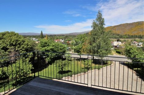 Photo of property in 20 Hazlett Street, Clyde, 9330