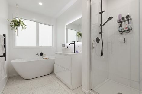 Photo of property in 5 Cabin Lane, Whitby, Porirua, 5024