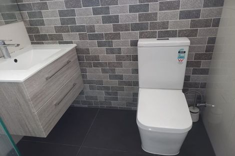 Photo of property in 2/1 Griffen Road, Mount Roskill, Auckland, 1041