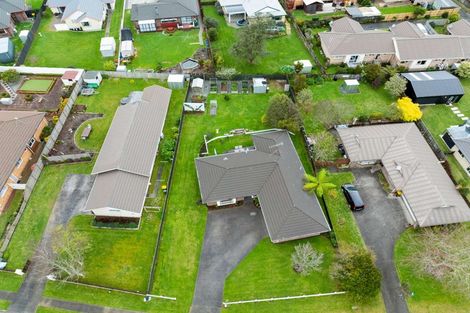 Photo of property in 166 Queen Street, Waiuku, 2123