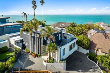 Photo of property in 33a Churchill Road, Murrays Bay, Auckland, 0630