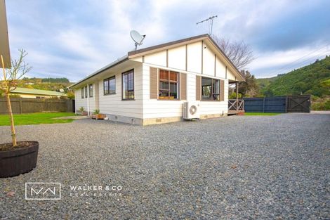Photo of property in 172 Akatarawa Road, Birchville, Upper Hutt, 5018