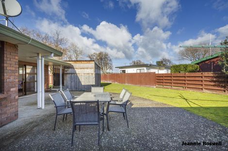 Photo of property in 37 Chippendale Crescent, Highbury, Palmerston North, 4412