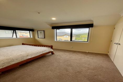 Photo of property in 75a Woodhouse Avenue, Karori, Wellington, 6012
