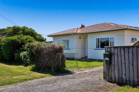 Photo of property in 35 Mawhitiwhiti Road, Normanby, Hawera, 4614