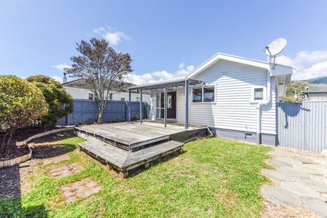 Photo of property in 1/16 Willow Avenue, Stoke, Nelson, 7011