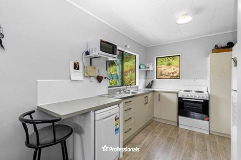 Photo of property in 14 Owhiti Street, Titahi Bay, Porirua, 5022