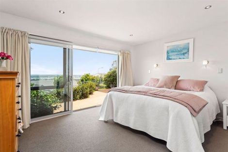 Photo of property in 8 Millway Place, Huntsbury, Christchurch, 8022