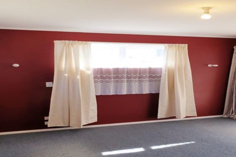 Photo of property in 105 Sycamore Drive, Sunnynook, Auckland, 0620