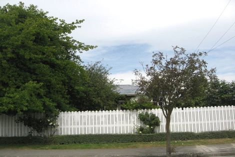 Photo of property in 154 Weston Road, St Albans, Christchurch, 8052