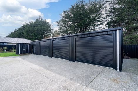 Photo of property in 77 Richfield Drive, Waikiwi, Invercargill, 9810