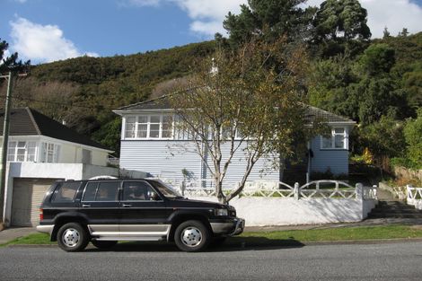 Photo of property in 27 Judd Crescent, Naenae, Lower Hutt, 5011