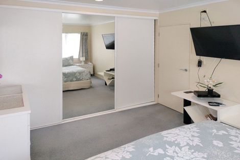 Photo of property in 18a Lavas Place, Mount Wellington, Auckland, 1060