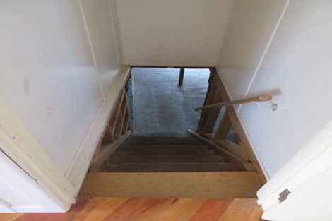 Photo of property in 1/16 Bradbury Road, Botany Downs, Auckland, 2010