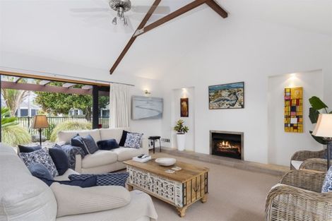 Photo of property in 28 Newport Key, Papamoa Beach, Papamoa, 3118