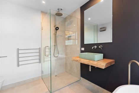 Photo of property in 10 Goldie Lane, Albert Town, Wanaka, 9305