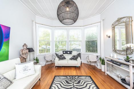 Photo of property in 24 Brassey Road, Saint Johns Hill, Whanganui, 4500