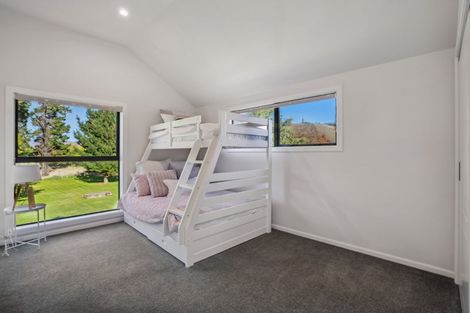 Photo of property in 32 Pisa Moorings Road, Mount Pisa, Cromwell, 9383