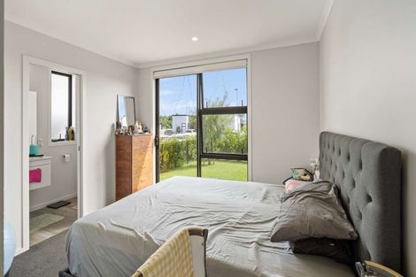 Photo of property in 10 Foley Grove, Pyes Pa, Tauranga, 3110