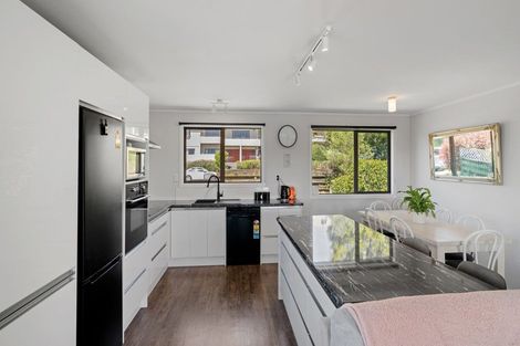 Photo of property in 32 Victory Street, Welcome Bay, Tauranga, 3112