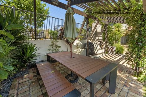 Photo of property in 27 Matua Road, Matua, Tauranga, 3110