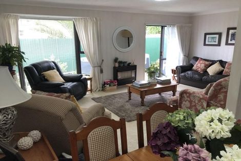 Photo of property in 4a Richmond Street, Wallaceville, Upper Hutt, 5018