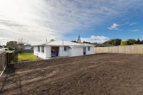 Photo of property in 42 Donovan Road, Paraparaumu Beach, Paraparaumu, 5032