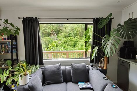 Photo of property in 8 Silverstream Road, Crofton Downs, Wellington, 6035