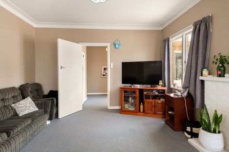 Photo of property in 102 Firth Street, Hamilton East, Hamilton, 3216