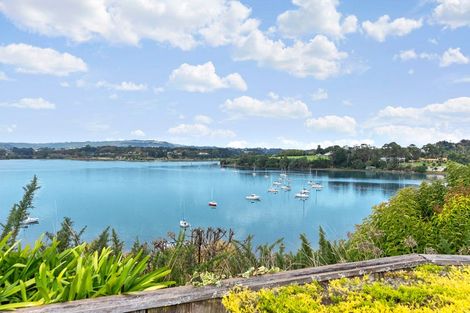 Photo of property in 220 Sandspit Road, Shelly Park, Auckland, 2014