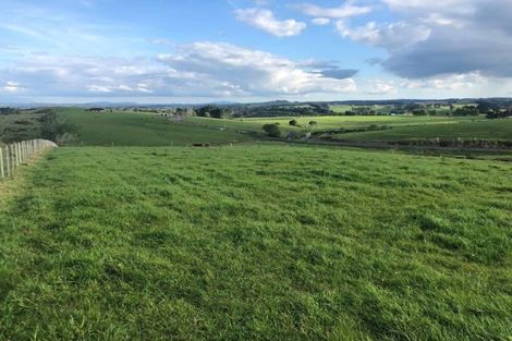 Photo of property in 51 Mcleod Road, Waipapa, 0295