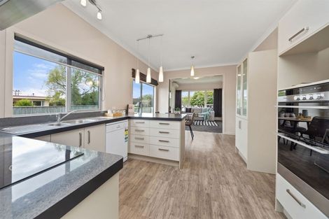 Photo of property in 1 Edmay Street, Feilding, 4702