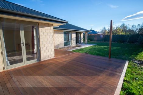 Photo of property in 3 Rooney Place, Aidanfield, Christchurch, 8025